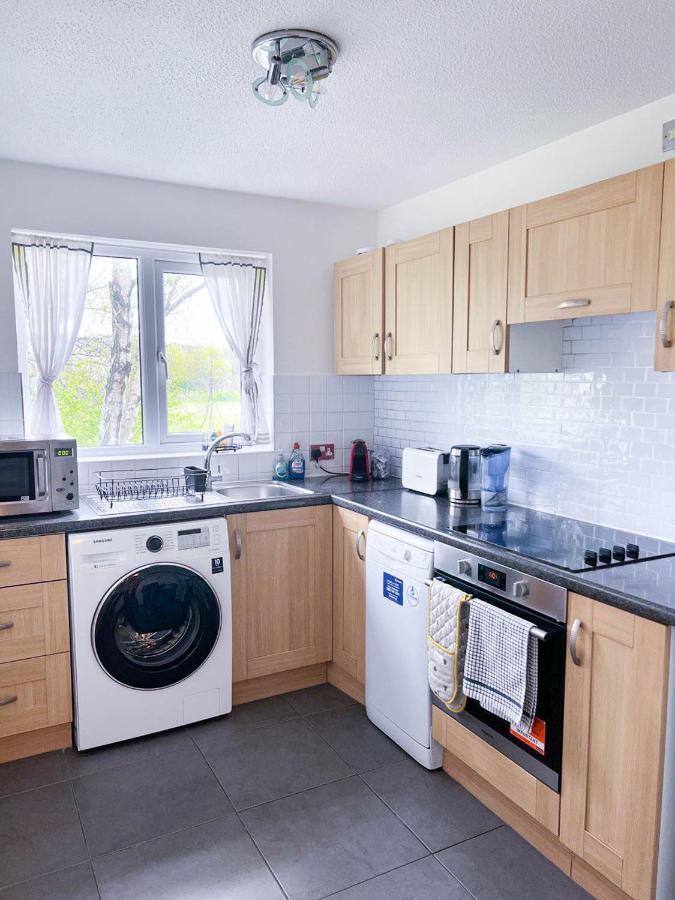 Lovely 2 Bedroom Flat With Free Parking, Great Transport Links To Central London, The Excel Centre, Canary Wharf And The O2! Eksteriør bilde